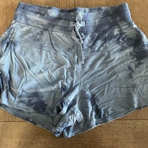 Blue flowy shorts size medium